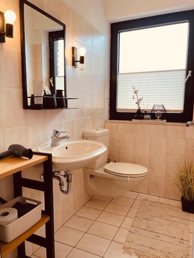 Stylisches Modernes Apartment, Sauna Und Wellness Top Lage ลุบเบคเคอ ภายนอก รูปภาพ